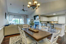Lake House Lavish Lake Lounge - Third Floor Condo!, , on Lake Norman in North Carolina - Lakehouse Vacation Rental - Lake Home for rent on LakeHouseVacations.com