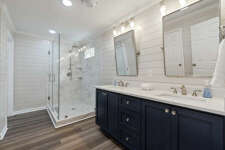 Lake House Sun Kissed Cove - Newly Renovated!, , on Lake Norman in North Carolina - Lakehouse Vacation Rental - Lake Home for rent on LakeHouseVacations.com