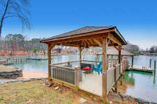 Lake House Thunder Hill Cottage, , on Lake Norman in North Carolina - Lakehouse Vacation Rental - Lake Home for rent on LakeHouseVacations.com