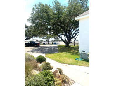  Ad# 21980 lake house for rent on LakeHouseVacations.com, lakehouse, lake home rental, lakehome for rent, vacation, holiday, lodging, lake