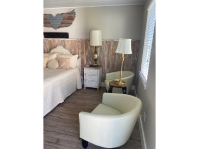 Lake House Located in town, walking distance to marina and festival grounds., , on Gulf of Mexico  Aransas Bay in Texas - Lakehouse Vacation Rental - Lake Home for rent on LakeHouseVacations.com