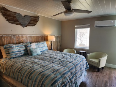  Ad# 21980 lake house for rent on LakeHouseVacations.com, lakehouse, lake home rental, lakehome for rent, vacation, holiday, lodging, lake