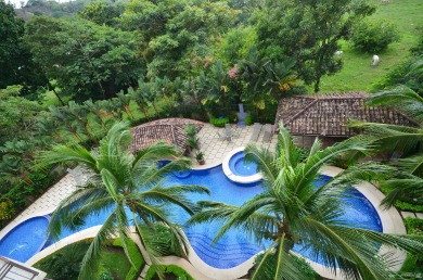 Lake House Bright Condo with great pool in La Torre Next to Los Suenos, , on  in Puntarenas - Lakehouse Vacation Rental - Lake Home for rent on LakeHouseVacations.com