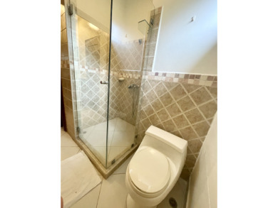  Ad# 22017 lake house for rent on LakeHouseVacations.com, lakehouse, lake home rental, lakehome for rent, vacation, holiday, lodging, lake