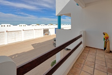  Ad# 22089 lake house for rent on LakeHouseVacations.com, lakehouse, lake home rental, lakehome for rent, vacation, holiday, lodging, lake