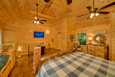Lake House New 1 Bedroom - Sleeps 4 - Bring the kids ), , on West Prong Little Pigeon River in Tennessee - Lakehouse Vacation Rental - Lake Home for rent on LakeHouseVacations.com