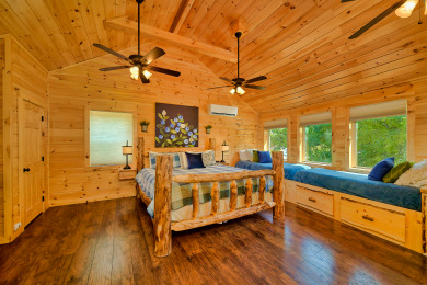 Lake House New 1 Bedroom - Sleeps 4 - Bring the kids ), , on West Prong Little Pigeon River in Tennessee - Lakehouse Vacation Rental - Lake Home for rent on LakeHouseVacations.com