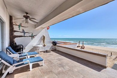 Lake House Kasa Kris Enjoy the beach and ocean view from this cozy beachfront home, , on  in Sonora - Lakehouse Vacation Rental - Lake Home for rent on LakeHouseVacations.com