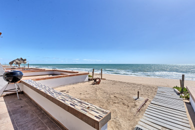 Lake House Kasa Kris Enjoy the beach and ocean view from this cozy beachfront home, , on  in Sonora - Lakehouse Vacation Rental - Lake Home for rent on LakeHouseVacations.com