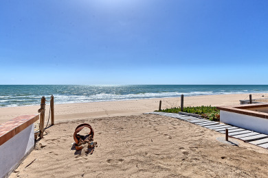 Lake House Kasa Kris Enjoy the beach and ocean view from this cozy beachfront home, , on  in Sonora - Lakehouse Vacation Rental - Lake Home for rent on LakeHouseVacations.com
