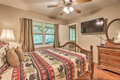  Ad# 22161 lake house for rent on LakeHouseVacations.com, lakehouse, lake home rental, lakehome for rent, vacation, holiday, lodging, lake