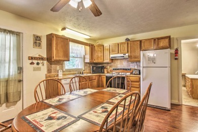  Ad# 22161 lake house for rent on LakeHouseVacations.com, lakehouse, lake home rental, lakehome for rent, vacation, holiday, lodging, lake