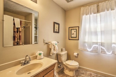  Ad# 22161 lake house for rent on LakeHouseVacations.com, lakehouse, lake home rental, lakehome for rent, vacation, holiday, lodging, lake