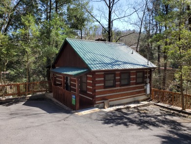 Lake House A Little Sip of Heaven in the Smokies! , , on West Prong Little Pigeon River - Gatlinburg in Tennessee - Lakehouse Vacation Rental - Lake Home for rent on LakeHouseVacations.com