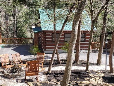 Lake House A Little Sip of Heaven in the Smokies! , , on West Prong Little Pigeon River - Gatlinburg in Tennessee - Lakehouse Vacation Rental - Lake Home for rent on LakeHouseVacations.com