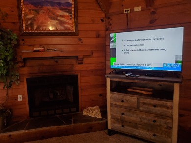 Lake House Wild Thing You'll Go Wild for This Smoky Mountain Cabin!, , on West Prong Little Pigeon River - Gatlinburg in Tennessee - Lakehouse Vacation Rental - Lake Home for rent on LakeHouseVacations.com