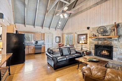  Ad# 22178 lake house for rent on LakeHouseVacations.com, lakehouse, lake home rental, lakehome for rent, vacation, holiday, lodging, lake
