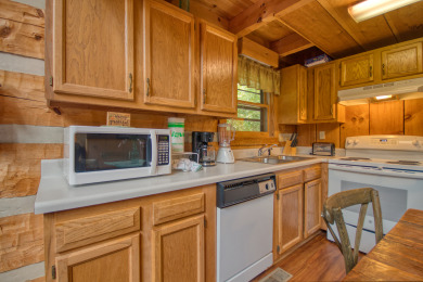 Lake House 2 Bedroom 2 Bathroom Pet Friendly Cabin with Fenced in Yard on Bluff Mountain, , on Douglas Lake in Tennessee - Lakehouse Vacation Rental - Lake Home for rent on LakeHouseVacations.com