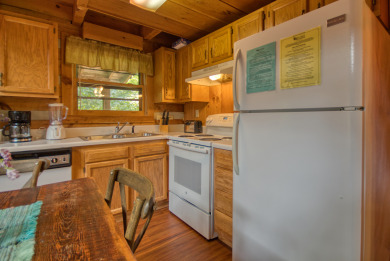 Ad# 22181 lake house for rent on LakeHouseVacations.com, lakehouse, lake home rental, lakehome for rent, vacation, holiday, lodging, lake