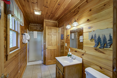  Ad# 22182 lake house for rent on LakeHouseVacations.com, lakehouse, lake home rental, lakehome for rent, vacation, holiday, lodging, lake