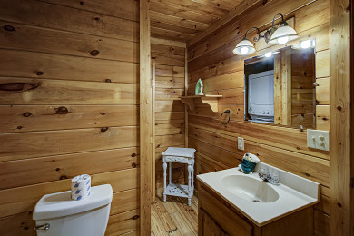  Ad# 22182 lake house for rent on LakeHouseVacations.com, lakehouse, lake home rental, lakehome for rent, vacation, holiday, lodging, lake
