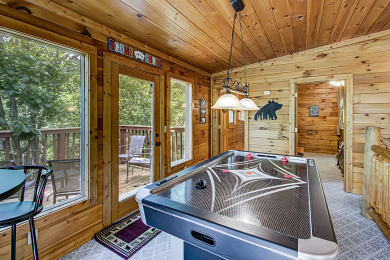  Ad# 22182 lake house for rent on LakeHouseVacations.com, lakehouse, lake home rental, lakehome for rent, vacation, holiday, lodging, lake