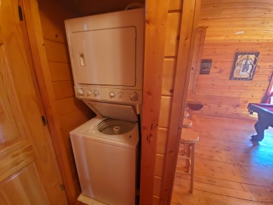  Ad# 22185 lake house for rent on LakeHouseVacations.com, lakehouse, lake home rental, lakehome for rent, vacation, holiday, lodging, lake