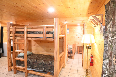  Ad# 22186 lake house for rent on LakeHouseVacations.com, lakehouse, lake home rental, lakehome for rent, vacation, holiday, lodging, lake