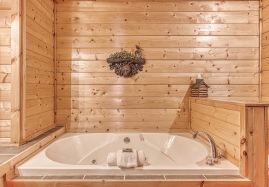 Lake House Sugar Bear Your Sweet Smoky Mountain Escape!, , on Douglas Lake in Tennessee - Lakehouse Vacation Rental - Lake Home for rent on LakeHouseVacations.com