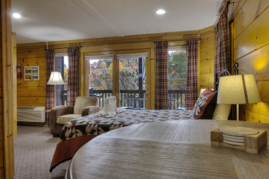Lake House Lucky Logs Hit the Jackpot with Your Smoky Mountain Getaway!, , on West Prong Little Pigeon River in Tennessee - Lakehouse Vacation Rental - Lake Home for rent on LakeHouseVacations.com