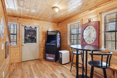 Lake House A Tranquility Den Your Peaceful Escape After Smoky Mountain Adventures, , on West Prong Little Pigeon River in Tennessee - Lakehouse Vacation Rental - Lake Home for rent on LakeHouseVacations.com