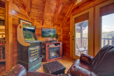Lake House Starry Nights Your Smoky Mountain Getaway is Written in the Stars!, , on West Prong Little Pigeon River in Tennessee - Lakehouse Vacation Rental - Lake Home for rent on LakeHouseVacations.com