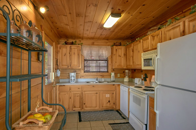  Ad# 22205 lake house for rent on LakeHouseVacations.com, lakehouse, lake home rental, lakehome for rent, vacation, holiday, lodging, lake