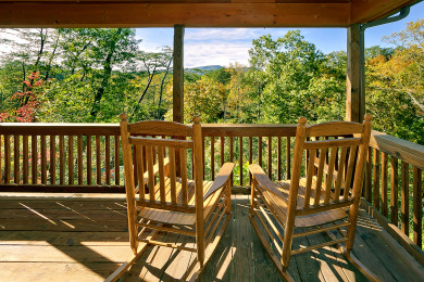 Lake House Private Paradise Your Exclusive Smoky Mountain Hideaway!, , on West Prong Little Pigeon River in Tennessee - Lakehouse Vacation Rental - Lake Home for rent on LakeHouseVacations.com