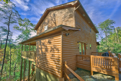 Lake House Private Paradise Your Exclusive Smoky Mountain Hideaway!, , on West Prong Little Pigeon River in Tennessee - Lakehouse Vacation Rental - Lake Home for rent on LakeHouseVacations.com