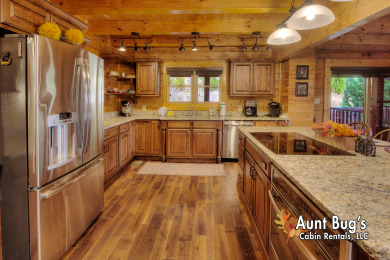  Ad# 22213 lake house for rent on LakeHouseVacations.com, lakehouse, lake home rental, lakehome for rent, vacation, holiday, lodging, lake