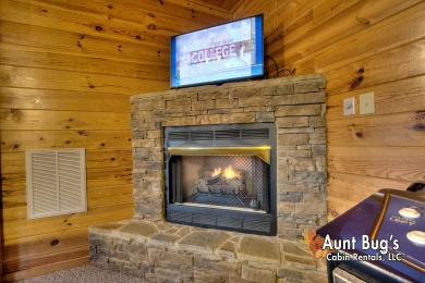 Lake House Spectacular View, Secluded Smoky Mountain Paradise Lodge Awesome Game Room, , on Douglas Lake in Tennessee - Lakehouse Vacation Rental - Lake Home for rent on LakeHouseVacations.com