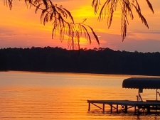 Lakehouse Vacation Rental - Lake Homes for rent on LakeHouseVacations.com, Lake property, Lake House Lake House Sandy Beach And Deep Water Dock, One of many beatuiful sunsets., on Lake Oconee in Georgia - Lakehouse Vacation Rental - Lake Home for rent on LakeHouseVacations.com