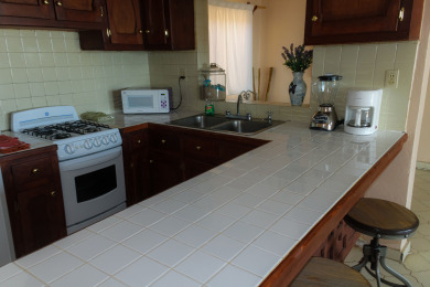  Ad# 22222 lake house for rent on LakeHouseVacations.com, lakehouse, lake home rental, lakehome for rent, vacation, holiday, lodging, lake