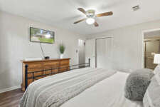 Lake House Settle In At Whispering Pines , , on Lake Norman in North Carolina - Lakehouse Vacation Rental - Lake Home for rent on LakeHouseVacations.com