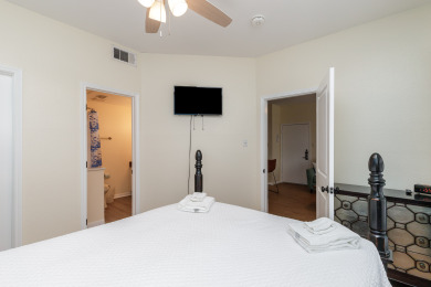 Lake House Cozy Island Retreat with Heated Pool & Hot Tub, & just Steps from the Beach, , on Gulf of Mexico - Corpus Christi in Texas - Lakehouse Vacation Rental - Lake Home for rent on LakeHouseVacations.com