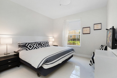 Lake House One in a Minion themed condo, 5 mins to Disney WiFi + Keurig, , on  in Florida - Lakehouse Vacation Rental - Lake Home for rent on LakeHouseVacations.com