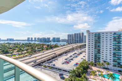 Lake House Spacious condo 500 feet away from the Ocean WiFi 150Mbps, , on Atlantic Ocean - Sunny Isles Beach in Florida - Lakehouse Vacation Rental - Lake Home for rent on LakeHouseVacations.com