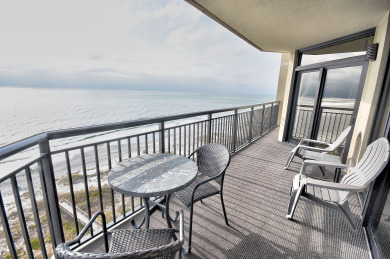 Lake House Newly remodeled oceanfront condo close to everything, , on Atlantic Ocean - Myrtle Beach in South Carolina - Lakehouse Vacation Rental - Lake Home for rent on LakeHouseVacations.com