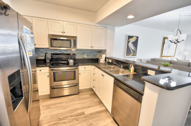 Lake House Newly remodeled oceanfront condo close to everything, , on Atlantic Ocean - Myrtle Beach in South Carolina - Lakehouse Vacation Rental - Lake Home for rent on LakeHouseVacations.com