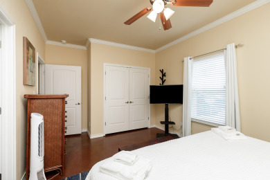 Lake House Colorful Pet-Friendly Cottage with Private Patio Near Sandy Texas Beaches, , on Gulf of Mexico - Corpus Christi in Texas - Lakehouse Vacation Rental - Lake Home for rent on LakeHouseVacations.com