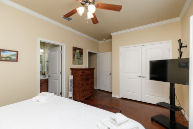 Lake House Colorful Pet-Friendly Cottage with Private Patio Near Sandy Texas Beaches, , on Gulf of Mexico - Corpus Christi in Texas - Lakehouse Vacation Rental - Lake Home for rent on LakeHouseVacations.com