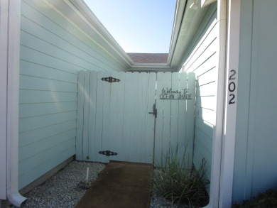 Lake House Colorful Pet-Friendly Cottage with Private Patio Near Sandy Texas Beaches, , on Gulf of Mexico - Corpus Christi in Texas - Lakehouse Vacation Rental - Lake Home for rent on LakeHouseVacations.com