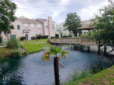 Lake House 1901v Palm Tree Breeze Just a short walk to the Beach, , on Gulf of Mexico - Gulfport  in Mississippi - Lakehouse Vacation Rental - Lake Home for rent on LakeHouseVacations.com