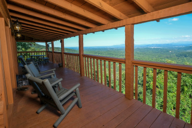 Lake House Stunning Cabin, Fantastic Views, Modern Amenities, and Outdoor Entertainment, , on Douglas Lake in Tennessee - Lakehouse Vacation Rental - Lake Home for rent on LakeHouseVacations.com
